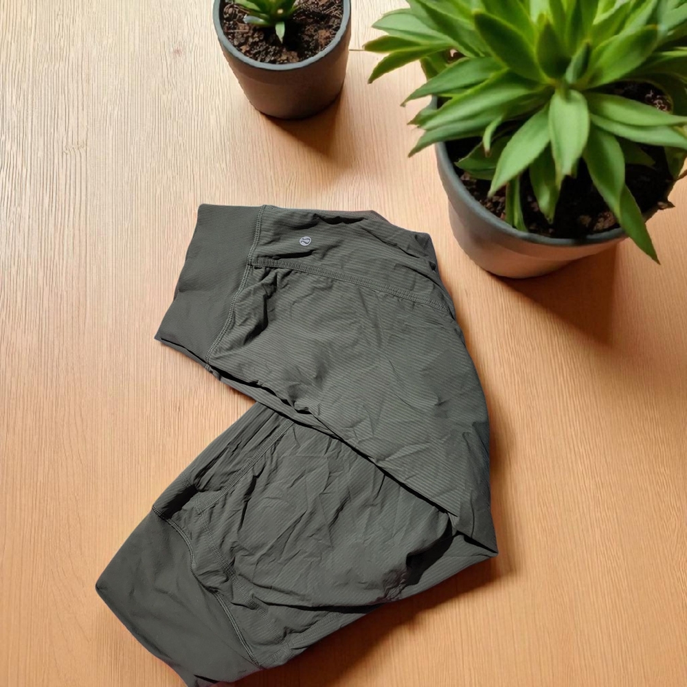 Lululemon Athletica Green Capris for Versatile Comfort